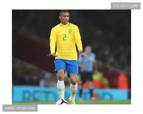 官方：尤文图斯后卫达尼洛因韧带扭伤，预计赛季报销